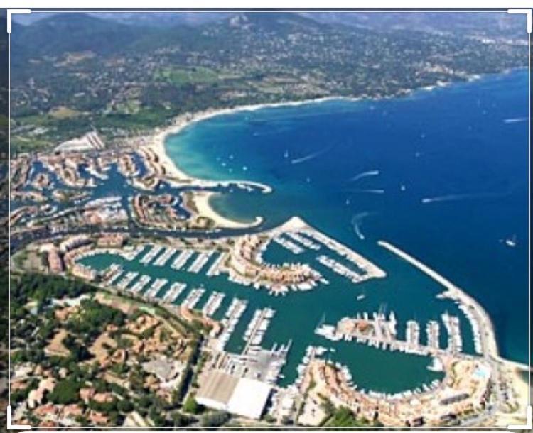 Cavalaire Vue Mer Au Loin Maisonnette Tout Equipee Pour 4 Personnes Avec Piscine Clim Wifi Velos Tv Barbecues Bagian luar foto
