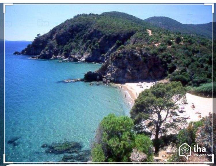 Cavalaire Vue Mer Au Loin Maisonnette Tout Equipee Pour 4 Personnes Avec Piscine Clim Wifi Velos Tv Barbecues Bagian luar foto