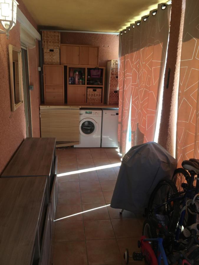 Cavalaire Vue Mer Au Loin Maisonnette Tout Equipee Pour 4 Personnes Avec Piscine Clim Wifi Velos Tv Barbecues Bagian luar foto